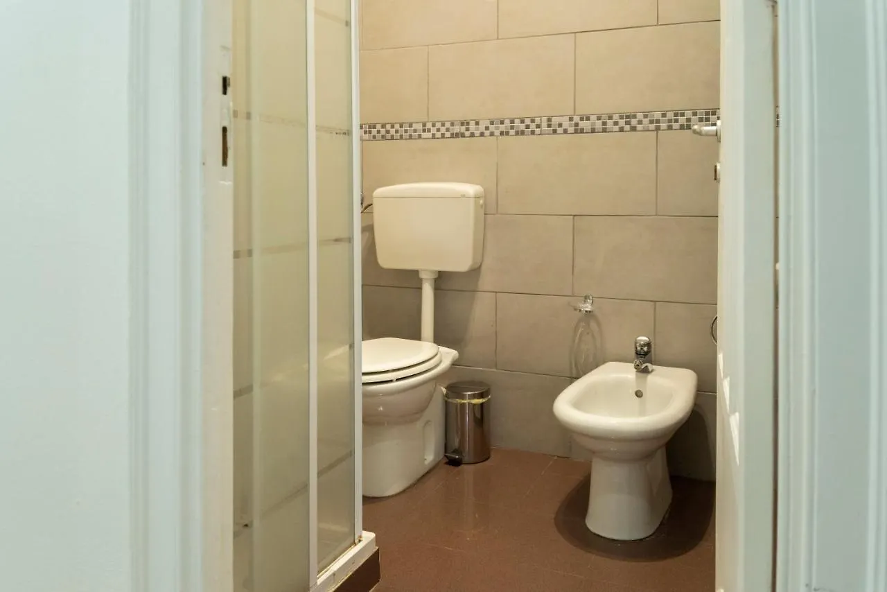 B&B Cernisi Palermo 0*,